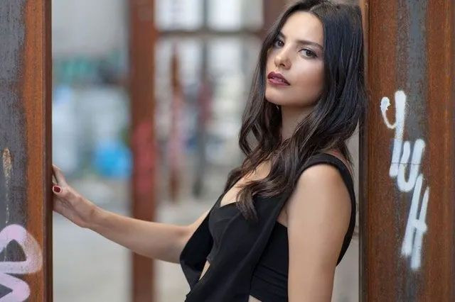 Hazal Filiz Küçükköse'den eski eşine ağır sözler son kullanma kullanma tarihi geçti - Resim: 1