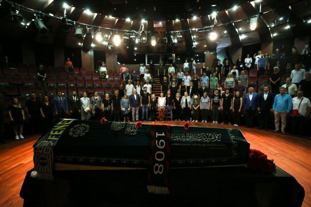 Kanserle savaşını kaybeden Küçük İskender'e son veda! Cenaze töreni düzenlendi - Resim: 3