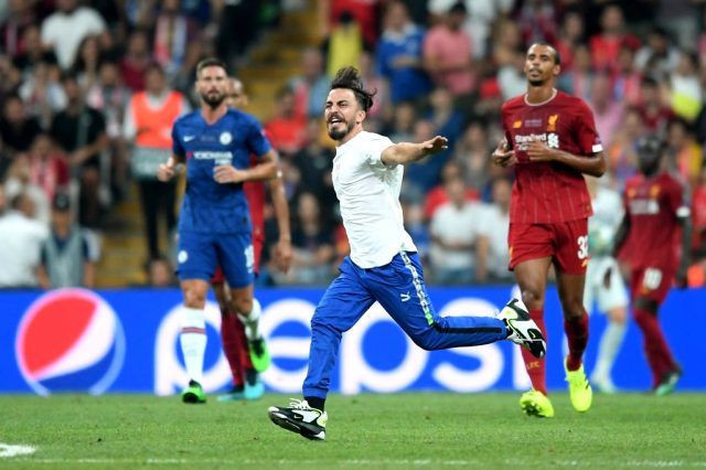 Liverpool-Chelsea maçında saha atlayan YouTuber Ali Abdüsselam Yılmaz kimdir? - Resim: 4