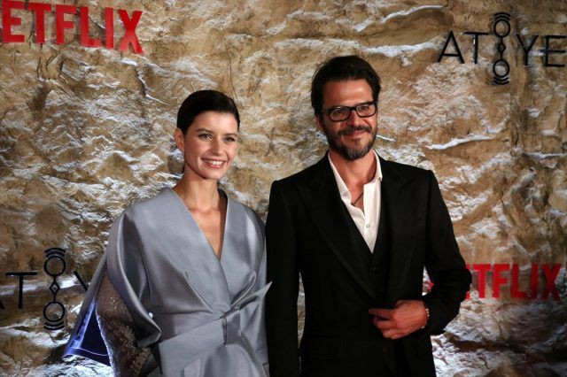 Atiye dizisinin galasında Beren Saat  herkesi büyüledi övgüler yağdı - Resim: 2