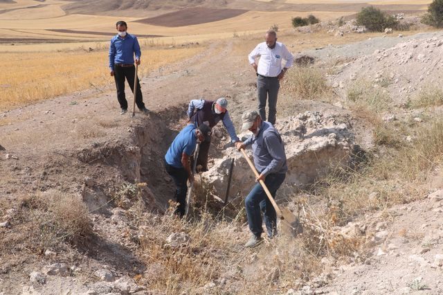 Sivas'ta şifa bulmak için yiyorlar yediği şeyi görünce çok şaşıracaksınız - Resim: 4