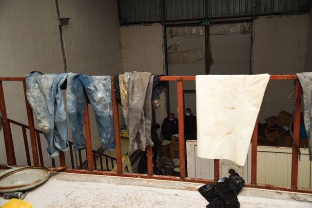 Kayseri'den mide bulandıran görüntüler! Vatandaşa yedireceklerdi - Resim: 4