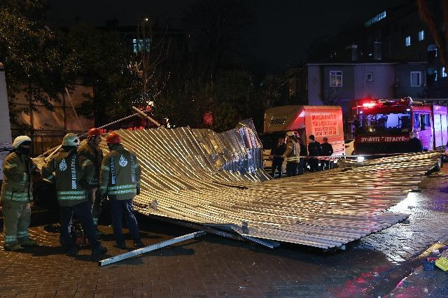 Meteorolojinin uyardığı fırtına İstanbul'u vurdu - Resim: 4