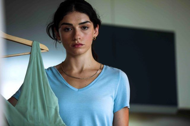 Hazar Ergüçlü tepki çekince anında sildi sözde soykırım paylaşımı skandal! - Resim: 2