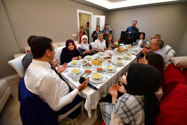 Ekrem İmamoğlu, YSK'nin İstanbul kararını değerlendirdi - Resim: 0