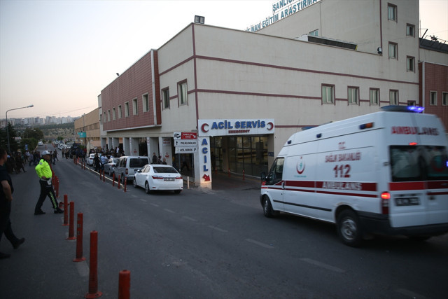 Şanlıurfa’da teröristlerle çıkan çatışmada 1 polis şehit oldu - Resim: 0