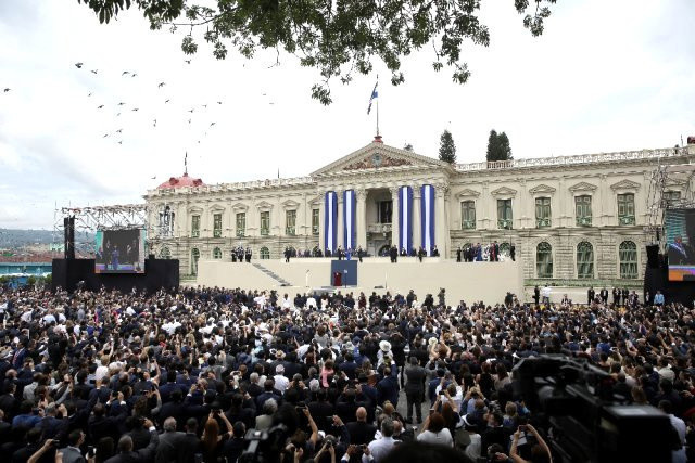 Osmanlı torunu El Salvador Devlet Başkanı oldu - Resim: 1