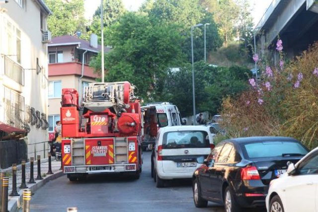Nefesler tutuldu! 15 Temmuz Şehitler Köprüsü'nde intihar girişimi - Resim: 0