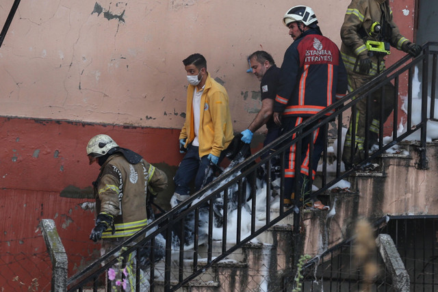 4 işçinin hayatını kaybettiği yangınla ilgili yeni gelişme! - Resim: 0