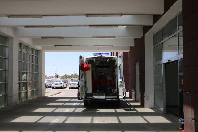 Buğday ayıklarken kolunu patoz makinesine kaptırdı! - Resim: 0