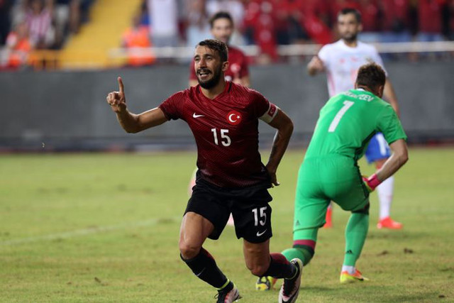 Fatih Terim'den Mehmet Topal'a çağrı: Gel bizde oyna - Resim: 0