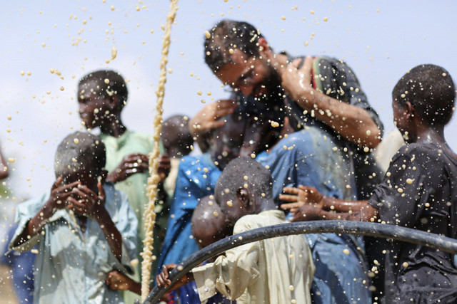 Afrika’nın 15 köyüne 15 su kuyusu inşa edildi - Resim: 1