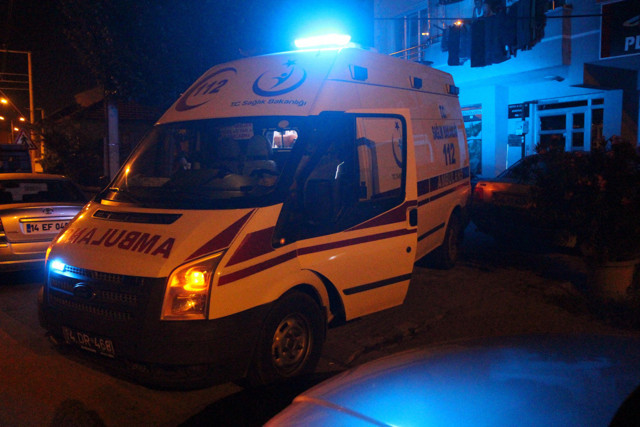 Bolu'da meslekten ihraç edilen polis intihar etti! Eldiven detayı - Resim: 1