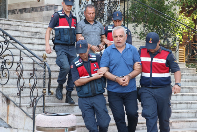 Balıkesir'de 5 kişinin öldüğü faciada 2 tutuklama - Resim: 0