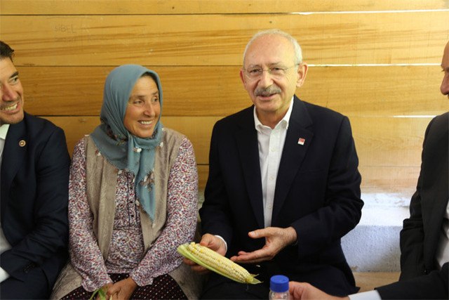 Kılıçdaroğlu Artvin'de 3 yıl önce saldırıya uğradığı yerde incelemelerde bulundu - Resim: 1