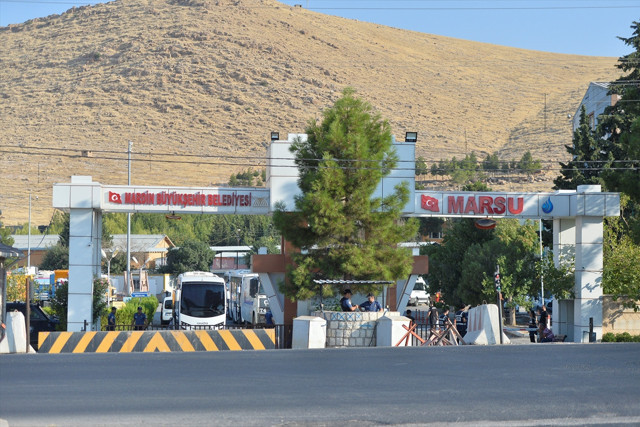 Mardin Diyarbakır ve Van büyükşehir belediye başkanları görevden alındı - Resim: 1