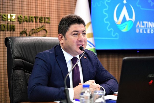 AK Partili Altınordu Belediyesi meclisi CHP'nin teklif ettiği 'T.C' ibaresi önerisini kabul etti - Resim: 1