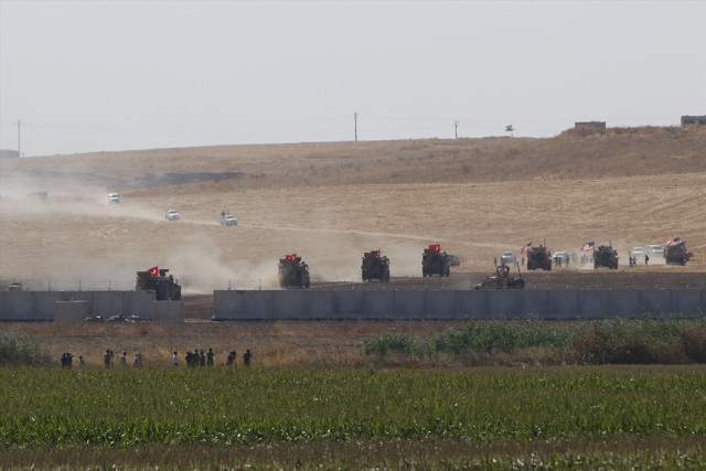 Suriye'de sıcak gelişme! Türkiye ve ABD kara birliklerinden ortak devriye - Resim: 2