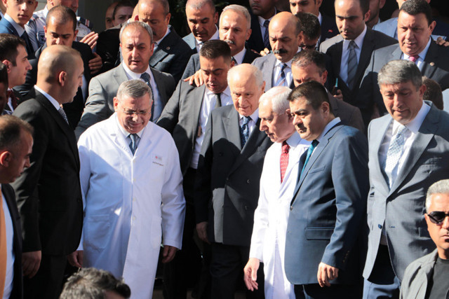 MHP lideri Devlet Bahçeli hastaneden taburcu oldu işte görüntüleri - Resim: 2