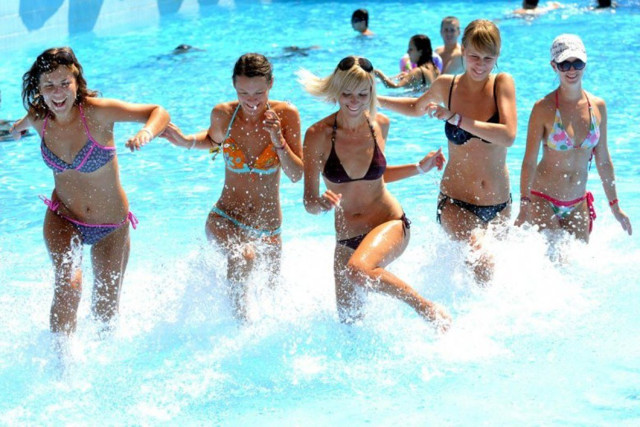 Vali Karaloğlu: Antalya'ya gelen Rus turistte yüzde 14'lük artış var - Resim: 2