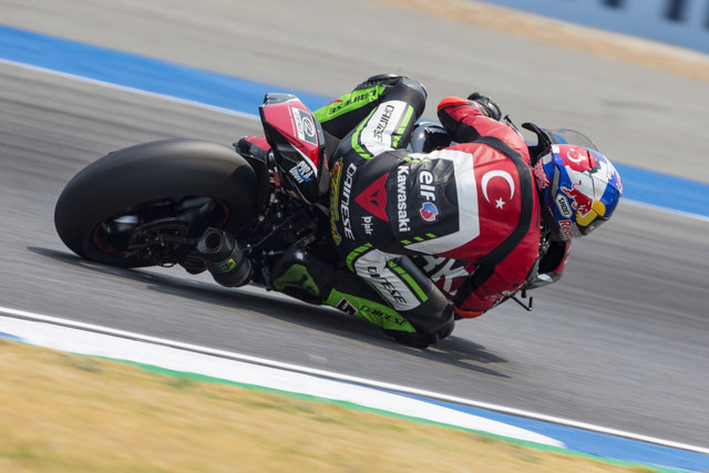 Toprak Razgatlıoğlu'dan inanılmaz zafer! - Resim: 0