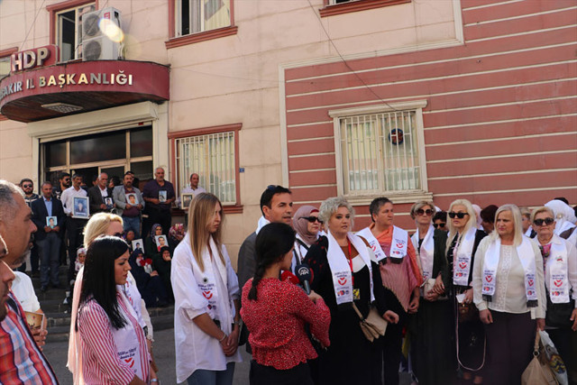 Srebrenitsa annelerinden Diyarbakır annelerine destek ziyareti - Resim: 1