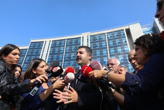 İBB Haydarpaşa ve Sirkeci Gar ihalesinin iptali için başvurdu! Kazanan isim olay olmuştu - Resim: 0