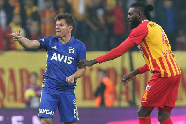 Emre Belözoğlu küfür etti mi? Güntekin Onay açıkladı - Resim: 0