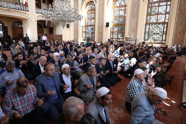 Ekrem İmamoğlu Mustafa Kemal Atatürk için mevlit okuttu - Resim: 0