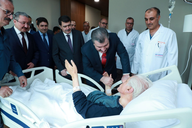 'Şehir hastanelerine hasta garantisi' Sağlık Bakanı Koca'dan önemli açıklamalar - Resim: 1