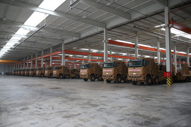 BMC ve Öztreyler 72 tank taşıyıcıyı MSB'ye teslim etti - Resim: 0