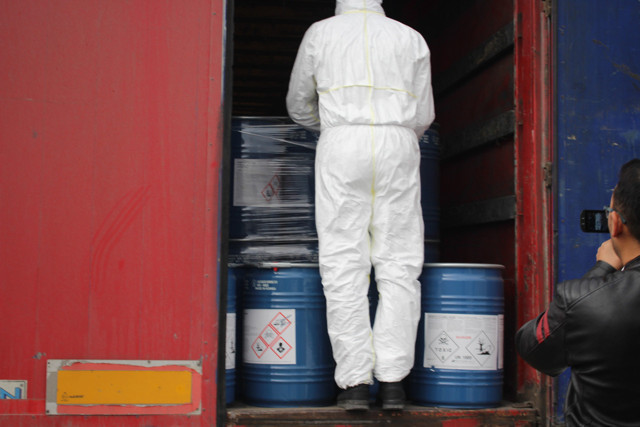 Gürbulak sınır kapısında 18,4 ton siyanür yakalandı - Resim: 1