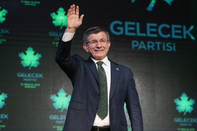 Ahmet Davutoğlu yeni partisini açıkladı! Gelecek Partisi'nde bakın kimler var? - Resim: 0