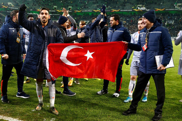 Medipol Başakşehir'in muhtemel rakipleri kimler? - Resim: 2