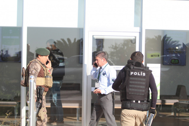 Antalya'da banka soymaya kalktı! Sebebi ise çileden çıkardı - Resim: 3