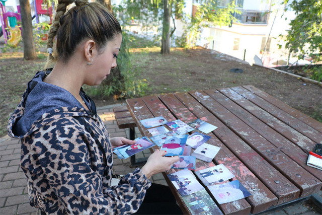 13 ay önce evlatlık verildiğini öğrendi yollara düştü - Resim: 0