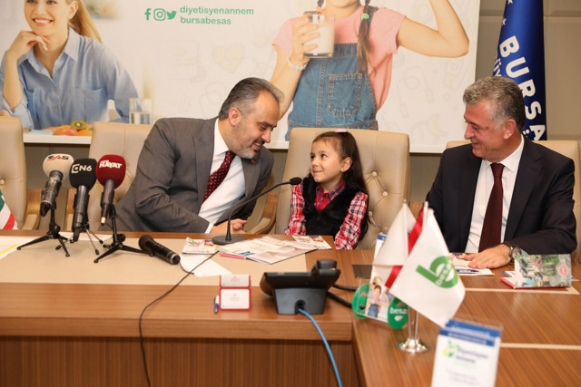 Bursa'da obeziteye karşı anneler eğitilecek - Resim: 0