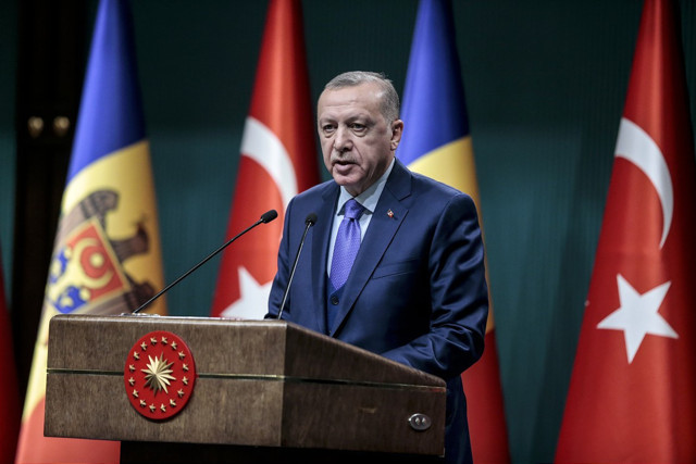 Erdoğan: Moldova'daki FETÖ okullarının Maarif Vakfına devredilmesini bekliyoruz - Resim: 1