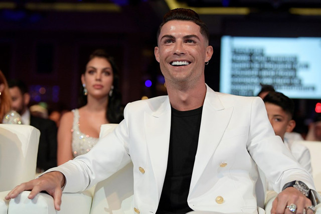 Cristiano Ronaldo'nun elinde taşıdığı servet - Resim: 0