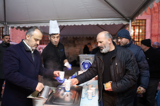 Bursa Ulucami’ye yeni yıl akını - Resim: 1