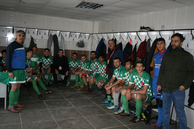 Mardin'de dede torun aynı takımda forma giyiyor - Resim: 2