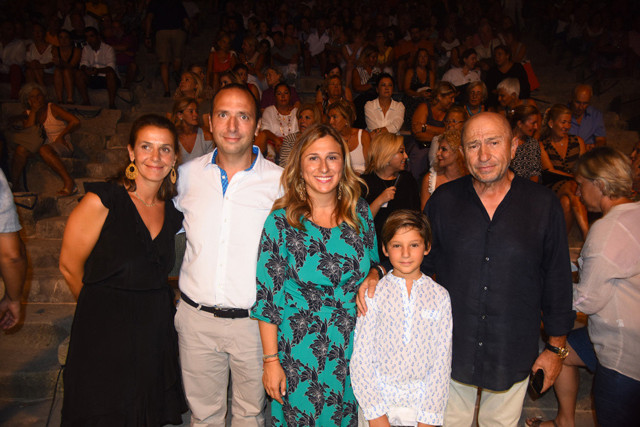 Metin İyidil depremi! Kızı ve Nihat Özdemir'in oğlu olan damadı gözaltında - Resim: 0