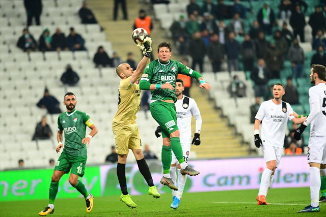 Seleznov'dan Galatasaray itirafı: Akhisarspor beni göndermedi - Resim: 0