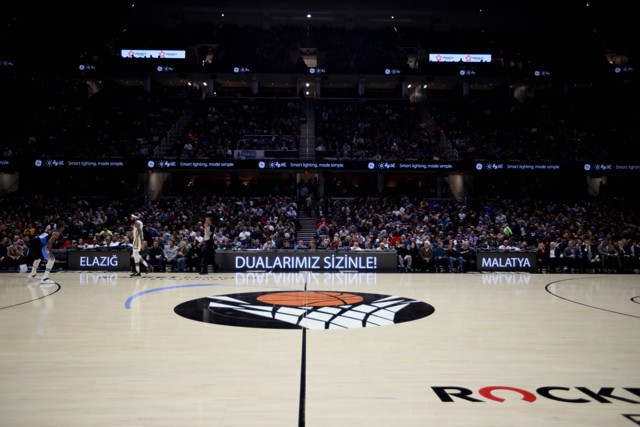 Cedi Osman'ın takımı Cavaliers'tan Elazığ ve Malatya'ya destek - Resim: 0