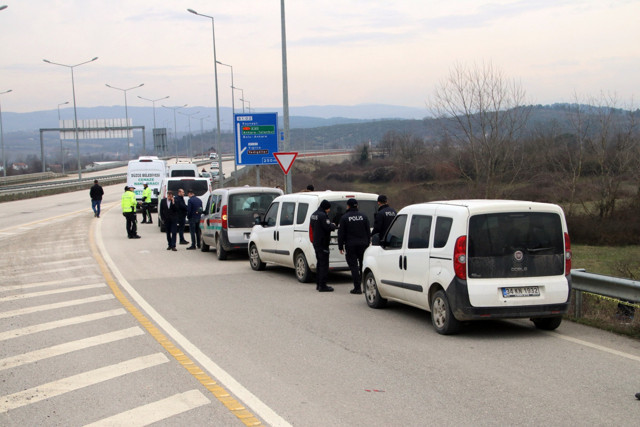 Düzce'de 6 gündür kayıp iş insanı yol kenarında ölü bulundu - Resim: 0