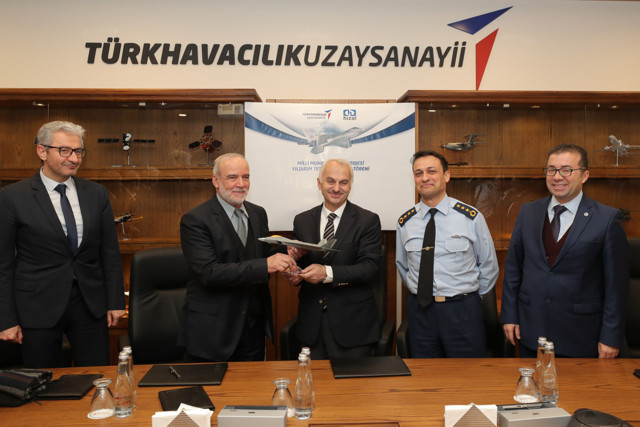 Milli savaş uçağında yeni gelişme! TUSAŞ ile HIZAL arasında imzalar atıldı - Resim: 0