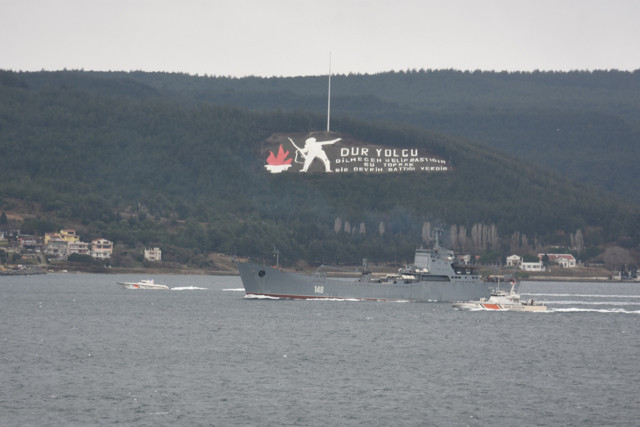 Rus savaş gemisi 'Orsk' Akdeniz'e iniş yapıyor - Resim: 0