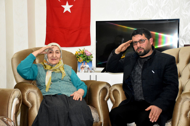 Videosu milyonlarca kez izlenmişti! Fatma Teyze'den yeni haber var - Resim: 0