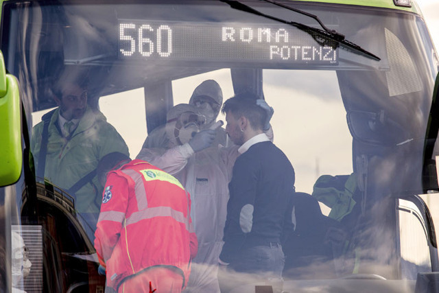 Coronavirüs felaketi büyüyor İtalya'da 1 günde 133 kişi öldü - Resim: 0