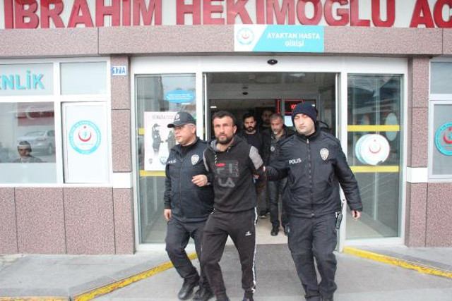 Ablasını öldürdü, sağlık kontrolüne şarkı söyleye söyleye gitti - Resim: 0